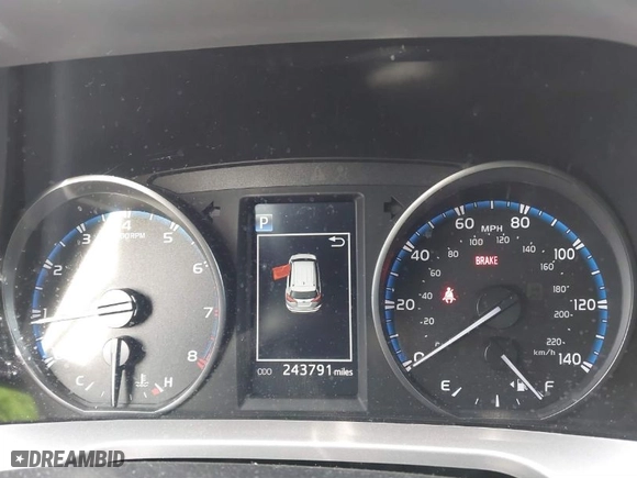 2018 Toyota RAV4 LE with VIN JTMBFREV5JD253342, listed as a IAAI auction lot 41656581 with 243,791 mi miles. Bid and sale history available at carsss.com. Image 7.