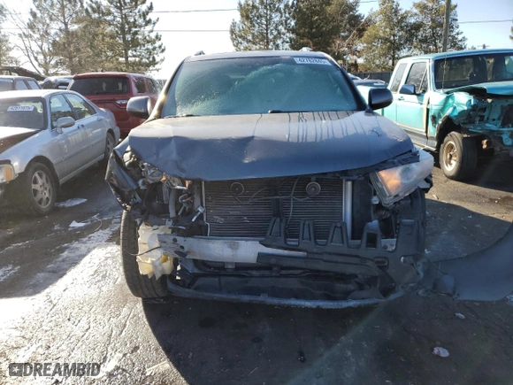 2011 Toyota Highlander with VIN 5TDZK3EH9BS048727, listed as a Copart auction lot 42782845 with 117,966 mi miles and Salvage Title. Bid and sale history available at carsss.com. Image 5.