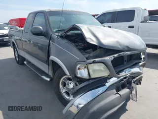 2002 Ford F-150 XL с VIN 1FTRX17W22NB51110, выставлен на аукционе IAAI как лот 42065464 с пробегом 346 583 миль миль и . История ставок и продаж доступна на DreamBid. Изображение 1.