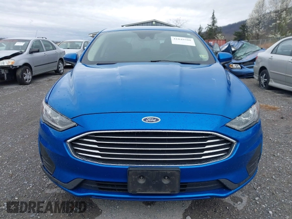 2019 Ford Fusion SE with VIN 3FA6P0HDXKR102508, listed as a IAAI auction lot 41849508 with 133,593 mi miles. Bid and sale history available at carsss.com. Image 12.
