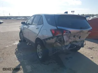 2022 Chevrolet Equinox LS with VIN 3GNAXHEV6NS115776, listed as a IAAI auction lot 39114588 with 1 mi miles. Bid and sale history available at carsss.com. Image 3.