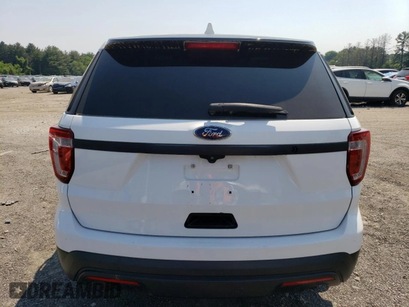 2016 Ford Police Interceptor Utility z VIN 1FM5K8AR3GGC95703, wystawiony jako Copart lot #59767605 z przebiegiem 197 427 mil mil oraz Czysty tytuł • Clean title. Historia ofert i sprzedaży dostępna na DreamBid. Obrazek 6.
