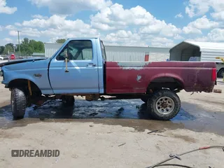 1997 Ford F-350 with VIN 1FTHF36F9VEA78530, listed as a IAAI auction lot 42124558 with Not Provided miles and . Bid and sale history available at DreamBid. Image 14.