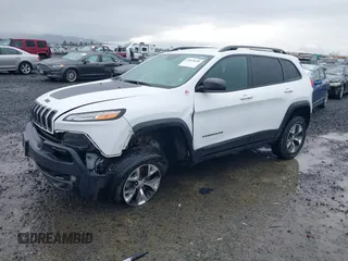 2018 Jeep Cherokee Trailhawk with VIN 1C4PJMBBXJD567022, listed as a IAAI auction lot 41834618 with 41,017 mi miles and . Bid and sale history available at DreamBid. Image 17.