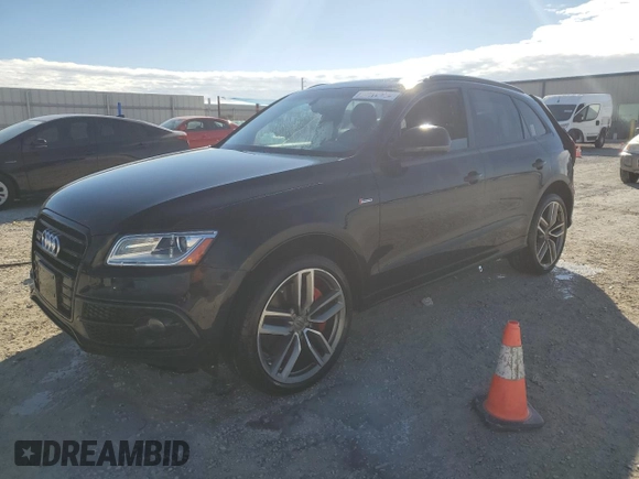 2016 Audi SQ5 Premium Plus with VIN WA1CCAFP8GA029260, listed as a Copart auction lot 82576794 with 105,941 mi miles and Salvage Title. Bid and sale history available at carsss.com. Image 1.