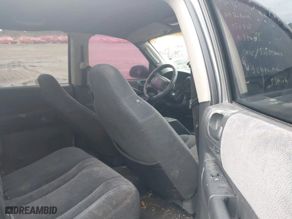 2004 Dodge Dakota SLT with VIN 1D7HL48N34S750719, listed as a IAAI auction lot 41135108 with 1 mi miles. Bid and sale history available at carsss.com. Image 8.