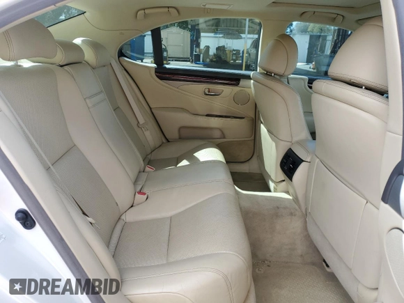 2017 Lexus LS 460 with VIN JTHBL5EF7H5146810, listed as a Copart auction lot 49253905 with 71,518 mi miles and Salvage title. Bid and sale history available at DreamBid. Image 10.