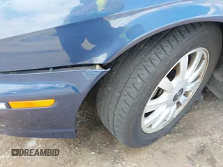 2004 Hyundai Sonata GLS with VIN KMHWF35H34A082570, listed as a IAAI auction lot 41930653 with 99,490 mi miles. Bid and sale history available at carsss.com. Image 6.