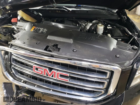 2018 GMC Yukon SLE with VIN 1GKS2AKC6JR110021, listed as a Copart auction lot 44071945 with 68,495 mi miles and Salvage Title. Bid and sale history available at carsss.com. Image 11.