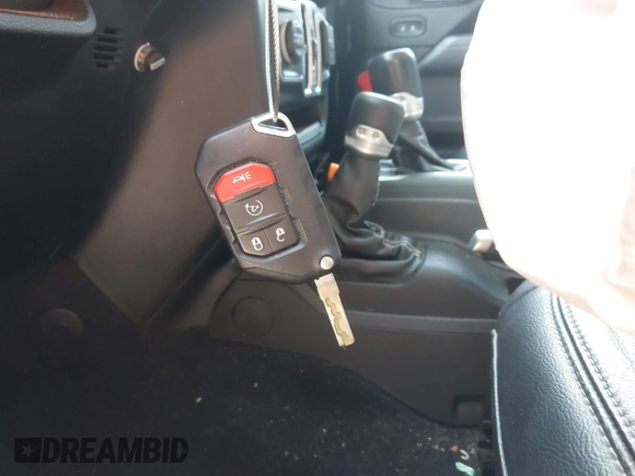 2020 Jeep Gladiator Overland with VIN 1C6HJTFG8LL176164, listed as a IAAI auction lot 42482369 with 80,009 mi miles and . Bid and sale history available at DreamBid. Image 11.