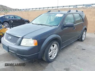 2007 Ford Freestyle Limited with VIN 1FMDK06167GA23940, listed as a IAAI auction lot 41888197 with 123,928 mi miles. Bid and sale history available at carsss.com. Image 2.