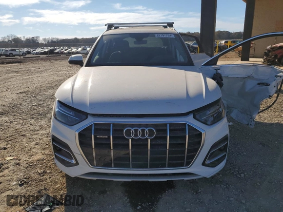 2024 Audi Q5 Premium with VIN WA1ABAFYXR2089184, listed as a Copart auction lot 82797764 with 0 mi miles and Salvage Title. Bid and sale history available at carsss.com. Image 5.