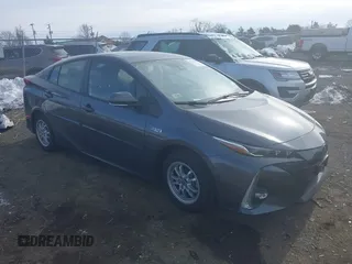 2021 Toyota Prius LE with VIN JTDKAMFP4M3171775, listed as a IAAI auction lot 41343750 with 21,901 mi miles and . Bid and sale history available at DreamBid. Image 1.