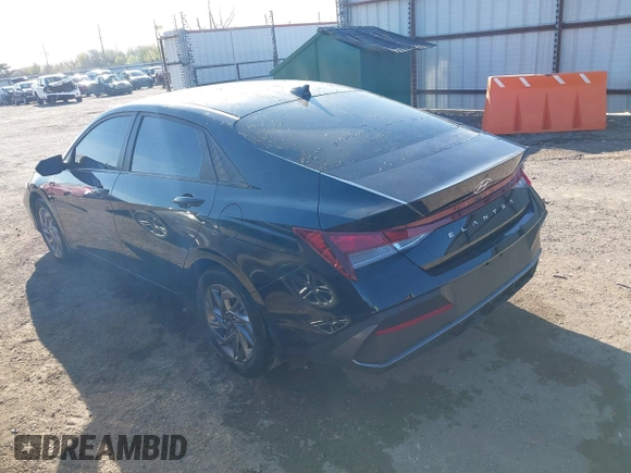 2024 Hyundai Elantra SEL with VIN KMHLM4DG4RU760241, listed as a IAAI auction lot 41849753 with 5,111 mi miles. Bid and sale history available at carsss.com. Image 3.