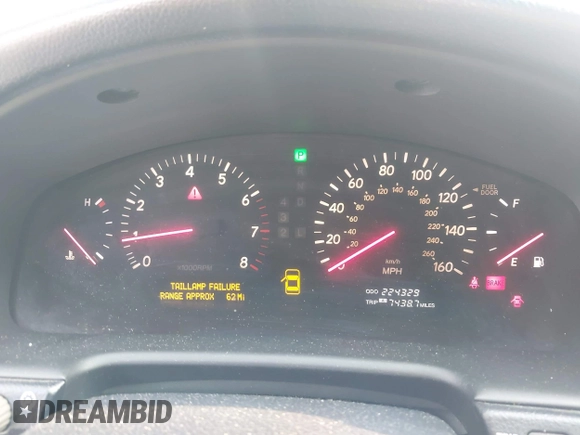 2003 Lexus LS 430 z VIN JTHBN30F530104857, wystawiony jako IAAI lot #42410515 z przebiegiem 224 329 mil mil oraz . Historia ofert i sprzedaży dostępna na DreamBid. Obrazek 7.