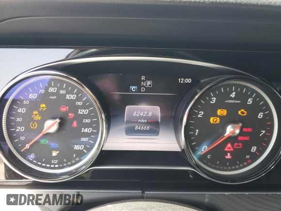 2019 Mercedes-Benz E 300 z VIN WDDZF4JB0KA562691, wystawiony jako Copart lot #56961235 z przebiegiem 84 666 mil mil oraz Nie do naprawy • Non repairable. Historia ofert i sprzedaży dostępna na DreamBid. Obrazek 9.