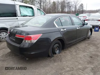 2011 Honda Accord EX-L z VIN 5KBCP3F82BB001714, wystawiony jako IAAI lot #41684691 z przebiegiem 156 838 mil mil oraz . Historia ofert i sprzedaży dostępna na DreamBid. Obrazek 4.