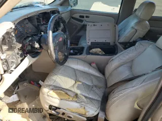 2003 Chevrolet Tahoe Z71 with VIN 1GNEK13T03R211816, listed as a Copart auction lot 67413754 with 0 mi miles and Clean Title. Bid and sale history available at carsss.com. Image 7.