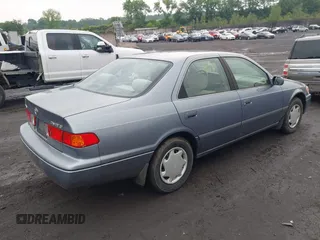 2000 Toyota Camry CE с VIN 4T1BG22K0YU671327, выставлен на аукционе IAAI как лот 42456202 с пробегом 132 330 миль миль и . История ставок и продаж доступна на DreamBid. Изображение 4.