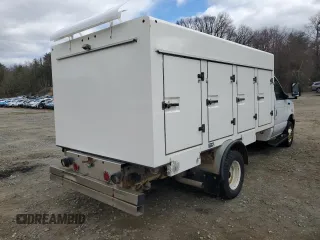 2019 Ford Econoline Commercial with VIN 1FDXE4FS1KDC07794, listed as a Copart auction lot 53610655 with 145,265 mi miles and Clean Title. Bid and sale history available at DreamBid. Image 3.