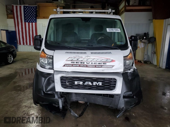 2021 Ram ProMaster Cargo with VIN 3C6LRVVGXME579279, listed as a Copart auction lot 83981944 with 76,202 mi miles and Salvage Title. Bid and sale history available at DreamBid. Image 5.