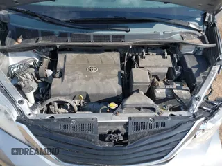 2014 Toyota Sienna LE AAS z VIN 5TDKK3DC9ES454227, wystawiony jako IAAI lot #42030131 z przebiegiem 107 392 mil mil oraz . Historia ofert i sprzedaży dostępna na DreamBid. Obrazek 10.