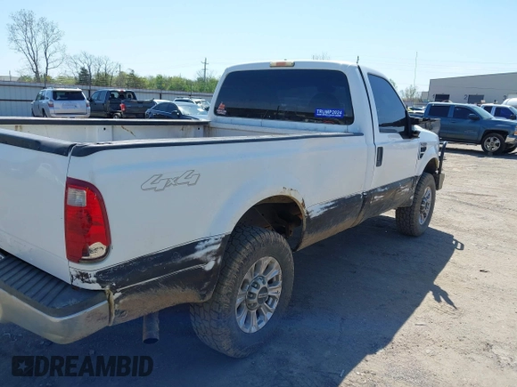 2008 Ford F-250 XL with VIN 1FTNF215X8EE19093, listed as a IAAI auction lot 41991443 with 205,297 mi miles and . Bid and sale history available at DreamBid. Image 4.