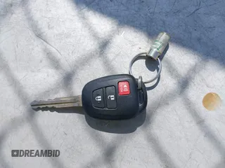 2017 Toyota RAV4 LE z VIN JTMZFREV1HJ114691, wystawiony jako IAAI lot #41920061 z przebiegiem 35 885 mil mil oraz . Historia ofert i sprzedaży dostępna na DreamBid. Obrazek 11.