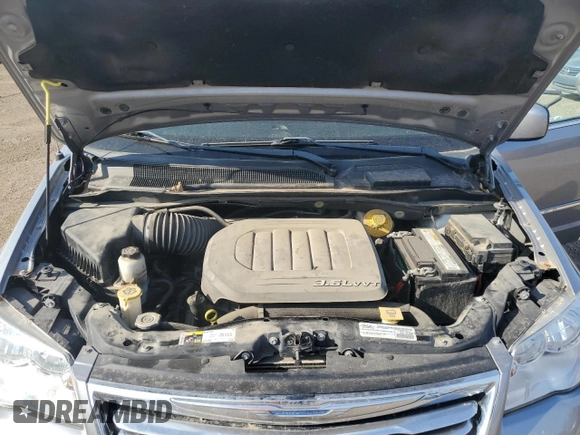2015 Chrysler Town & Country Touring with VIN 2C4RC1BG5FR677347, listed as a Copart auction lot 50829255 with 86,756 mi miles and Clean Title. Bid and sale history available at carsss.com. Image 12.