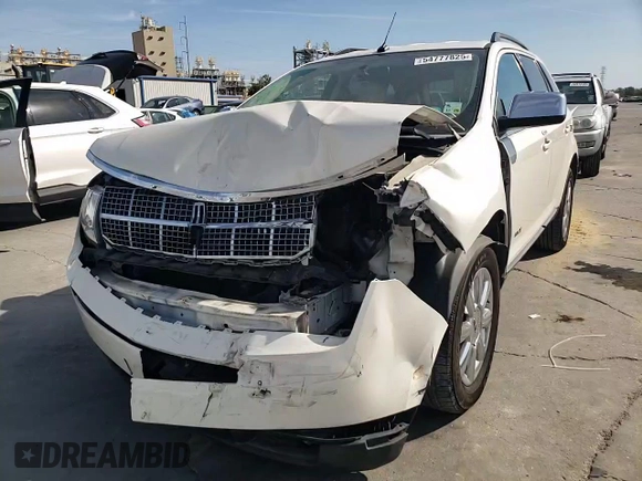 2007 Lincoln MKX z VIN 2LMDU68C27BJ22858, wystawiony jako Copart lot #54777825 z przebiegiem 147 548 mil mil oraz Szkoda całkowita • Salvage title. Historia ofert i sprzedaży dostępna na DreamBid. Obrazek 14.