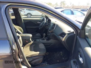 2014 Jeep Cherokee Latitude with VIN 1C4PJMCS3EW298340, listed as a IAAI auction lot 41708488 with 217,438 mi miles and . Bid and sale history available at DreamBid. Image 5.