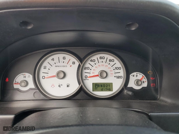 2007 Ford Escape XLS with VIN 1FMYU02Z97KB08307, listed as a Copart auction lot 87320234 with 121,746 mi miles and Salvage Title. Bid and sale history available at carsss.com. Image 9.
