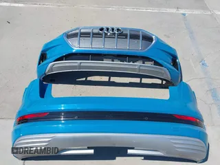 2019 Audi e-tron Prestige with VIN WA1VABGE1KB020498, listed as a IAAI auction lot 42663242 with 46,258 mi miles and . Bid and sale history available at DreamBid. Image 12.