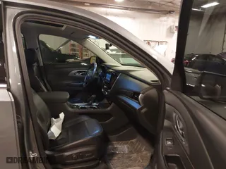 2020 Chevrolet Traverse LT Leather with VIN 1GNEVHKW2LJ133629, listed as a IAAI auction lot 41530299 with 86,329 mi miles. Bid and sale history available at carsss.com. Image 5.