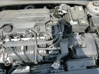 2025 Hyundai Elantra SEL Convenience z VIN KMHLS4DG8SU870642, wystawiony jako Copart lot #69077955 z przebiegiem 24 527 mil mil oraz Szkoda całkowita • Salvage title. Historia ofert i sprzedaży dostępna na DreamBid. Obrazek 13.