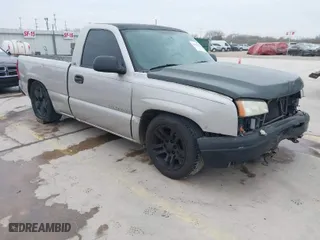 2005 Chevrolet Silverado 1500 Work Truck with VIN 1GCEC14X35Z189059, listed as a IAAI auction lot 41624369 with 201,053 mi miles. Bid and sale history available at carsss.com. Image 1.