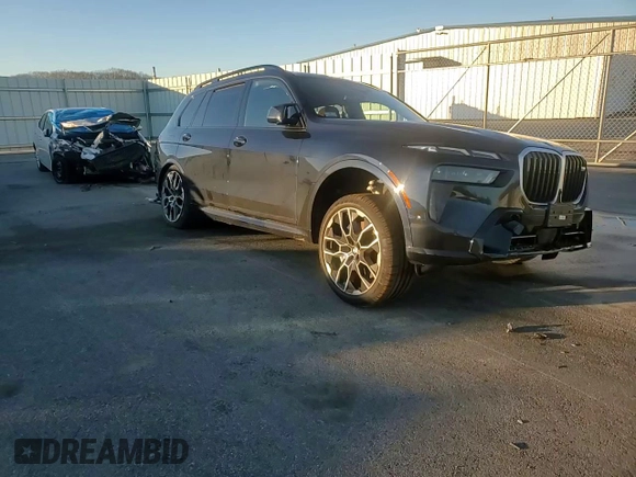2024 BMW X7 M60i with VIN 5UX33EM09R9T49533, listed as a Copart auction lot 85370764 with 0 mi miles and Salvage Title. Bid and sale history available at carsss.com. Image 12.