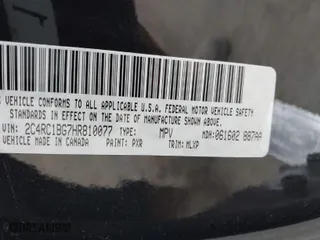 2017 Chrysler Pacifica Touring-L with VIN 2C4RC1BG7HR810077, listed as a IAAI auction lot 41840799 with NaN miles. Bid and sale history available at carsss.com. Image 9.