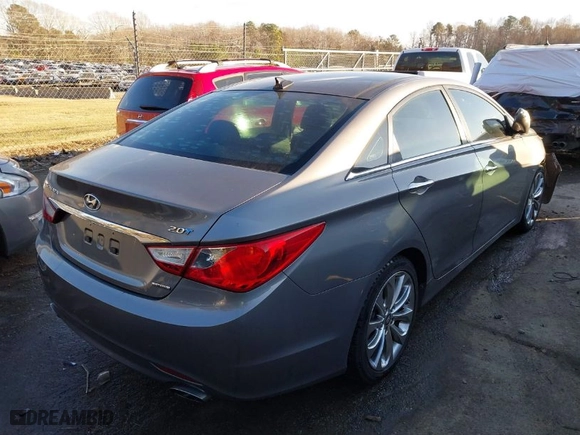 2012 Hyundai Sonata 2.0T SE with VIN 5NPEC4AB3CH381094, listed as a IAAI auction lot 41304956 with 159,201 mi miles. Bid and sale history available at carsss.com. Image 4.