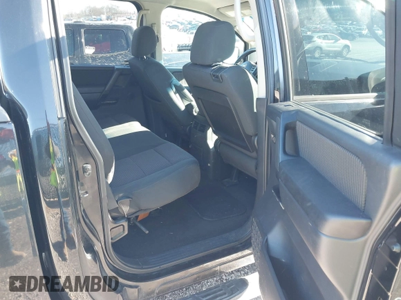2008 Nissan Titan SE with VIN 1N6BA07DX8N310456, listed as a IAAI auction lot 41296328 with 281,767 mi miles. Bid and sale history available at carsss.com. Image 8.