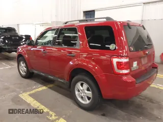 2011 Ford Escape XLT с VIN 1FMCU9D7XBKB14572, выставлен на аукционе IAAI как лот 40920474 с пробегом 154 888 миль миль и . История ставок и продаж доступна на DreamBid. Изображение 3.