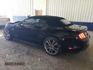 2021 Ford Mustang GT Premium z VIN 1FATP8FF4M5136486, wystawiony jako Copart lot #63325035 z przebiegiem 34 873 mil mil oraz Szkoda całkowita • Salvage title. Historia ofert i sprzedaży dostępna na DreamBid. Obrazek 2.