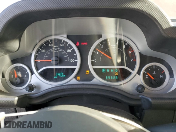 2008 Jeep Wrangler Unlimited Sahara with VIN 1J4GA59128L531922, listed as a Copart auction lot 48982795 with 39,329 mi miles and Clean title. Bid and sale history available at DreamBid. Image 9.