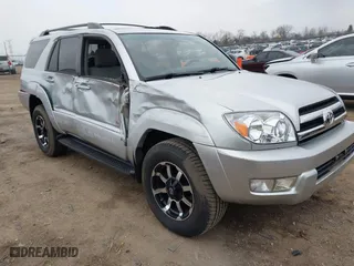 2005 Toyota 4Runner SR5 with VIN JTEBU14R050059290, listed as a IAAI auction lot 41906095 with 194,788 mi miles. Bid and sale history available at carsss.com. Image 1.