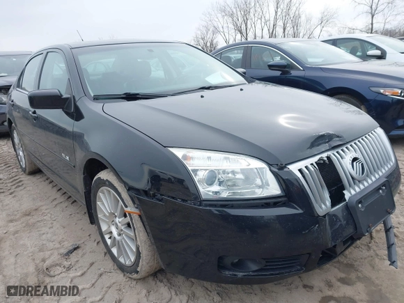 2008 Mercury Milan Premier with VIN 3MEHM08108R651868, listed as a IAAI auction lot 41463137 with 109,951 mi miles. Bid and sale history available at carsss.com. Image 1.