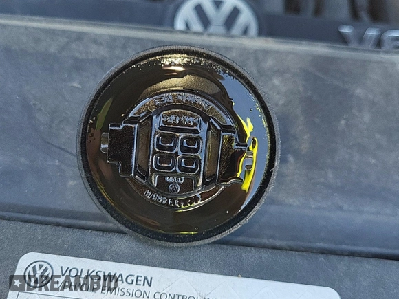 2023 Volkswagen Atlas SE z VIN 1V2HR2CA5PC526012, wystawiony jako IAAI lot #42796408 z przebiegiem 41 216 mil mil oraz . Historia ofert i sprzedaży dostępna na DreamBid. Obrazek 49.