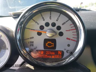 2010 MINI Convertible with VIN WMWMR3C56ATU98301, listed as a IAAI auction lot 42228835 with 117,325 mi miles and . Bid and sale history available at DreamBid. Image 7.