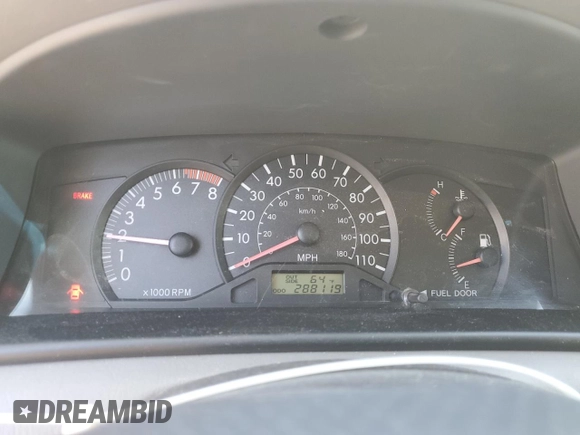 2006 Toyota Corolla CE with VIN 1NXBR32E06Z570442, listed as a Copart auction lot 53735765 with 288,119 mi miles and Clean Title. Bid and sale history available at DreamBid. Image 9.