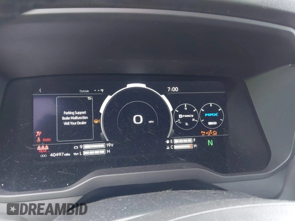 2022 Toyota Tundra Limited Hybrid with VIN 5TFJC5DB8NX009385, listed as a IAAI auction lot 41952224 with 40,497 mi miles and . Bid and sale history available at DreamBid. Image 7.