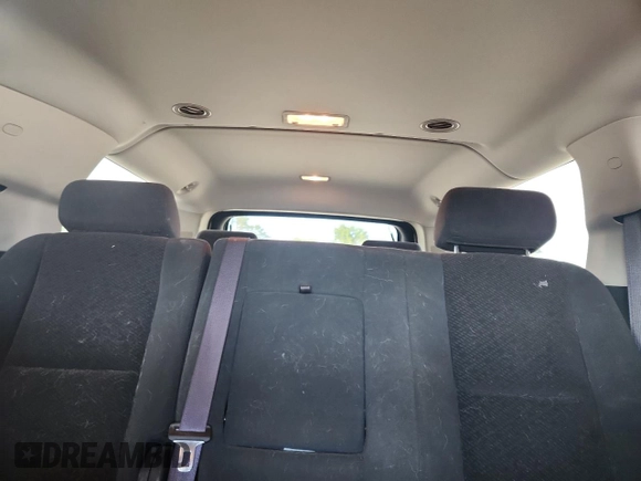 2007 Chevrolet Suburban LS with VIN 1GNFC16JX7R401981, listed as a Copart auction lot 64618945 with 153,205 mi miles and Clean title. Bid and sale history available at DreamBid. Image 10.